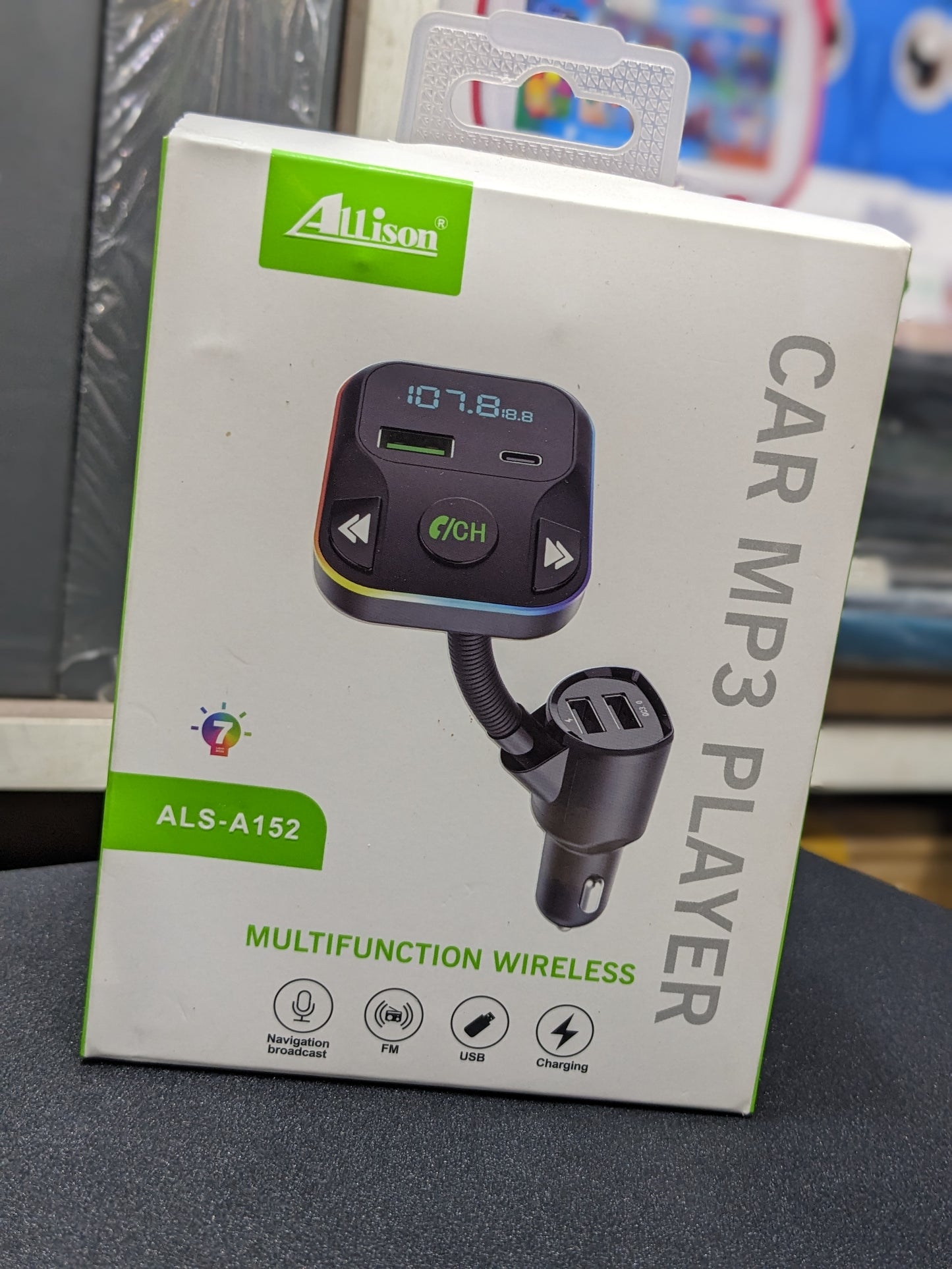 Car Charger & mp3 Player: fast charging : Type slot for charging