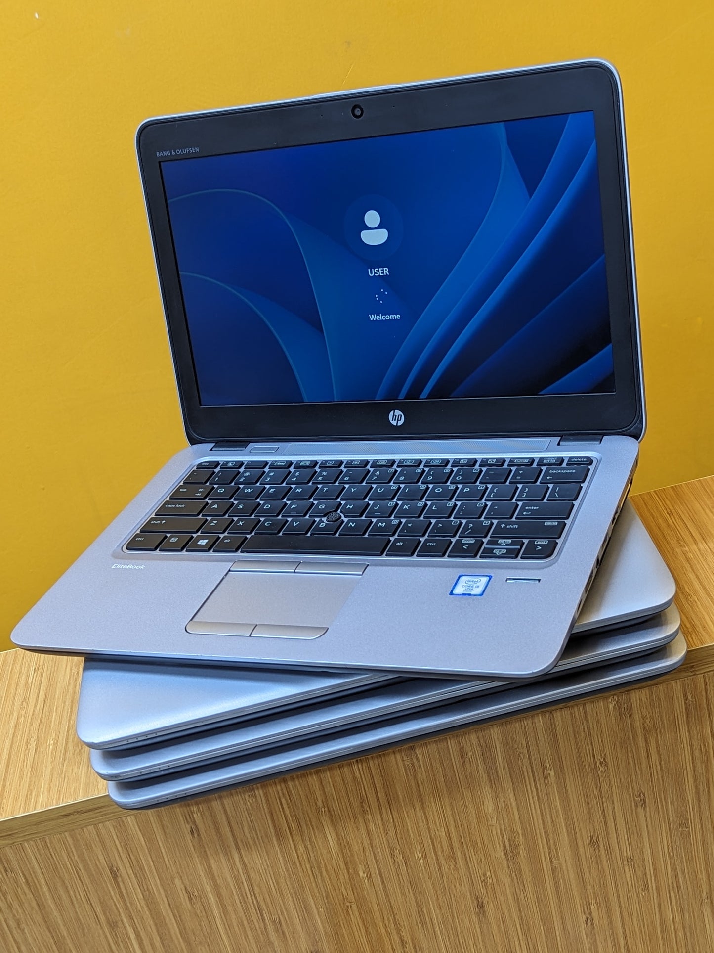 HP Elitebook 820 G3 Core i5 Ram 8gb HDD 500gb 6th Generation Processor 2.4GHz