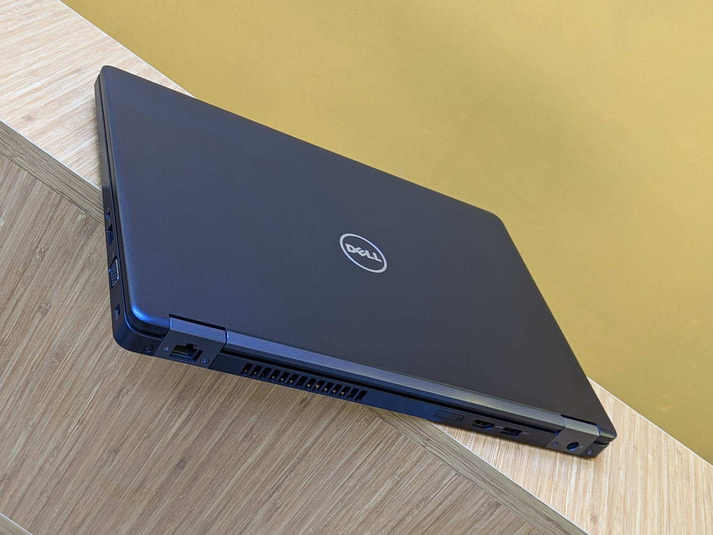 Dell Latitude 5480 Core i5 Ram 8gb SSD 256gb 6th Generation Processor 2.5Ghz Display Size 14 inches