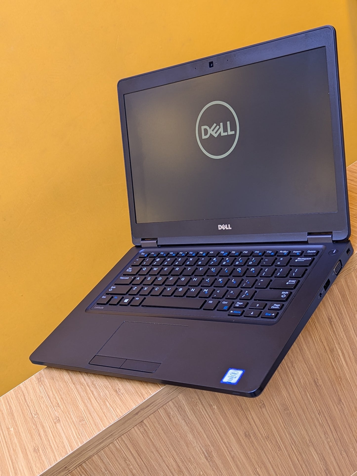 Dell Latitude 5480 Core i5 Ram 8gb SSD 256gb 6th Generation Processor 2.5Ghz Display Size 14 inches