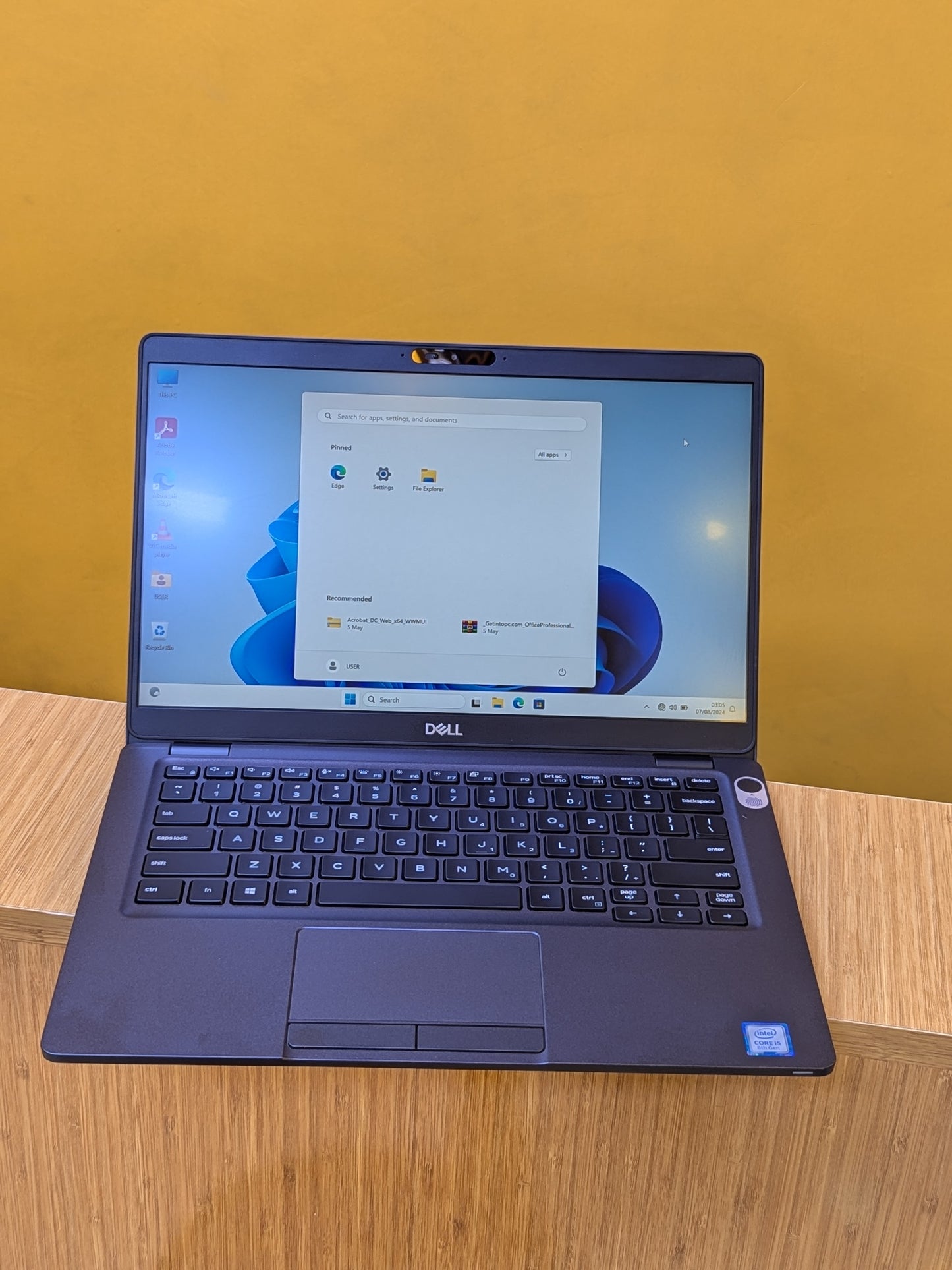 Dell Latitude 5300 Core i5, Ram 8gb SSD 256gb, 8th Generation, Screen Size 13 inches, Backlight keyboard,Resolution 1080p Full HD