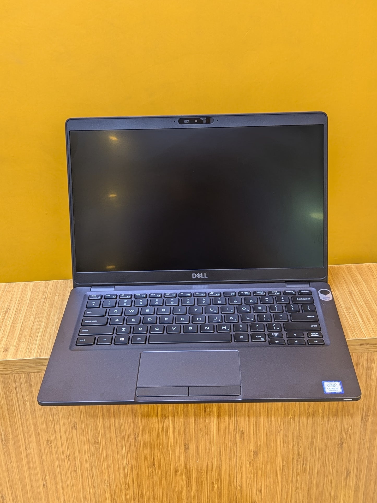 Dell Latitude 5300 Core i5, Ram 8gb SSD 256gb, 8th Generation, Screen Size 13 inches, Backlight keyboard,Resolution 1080p Full HD