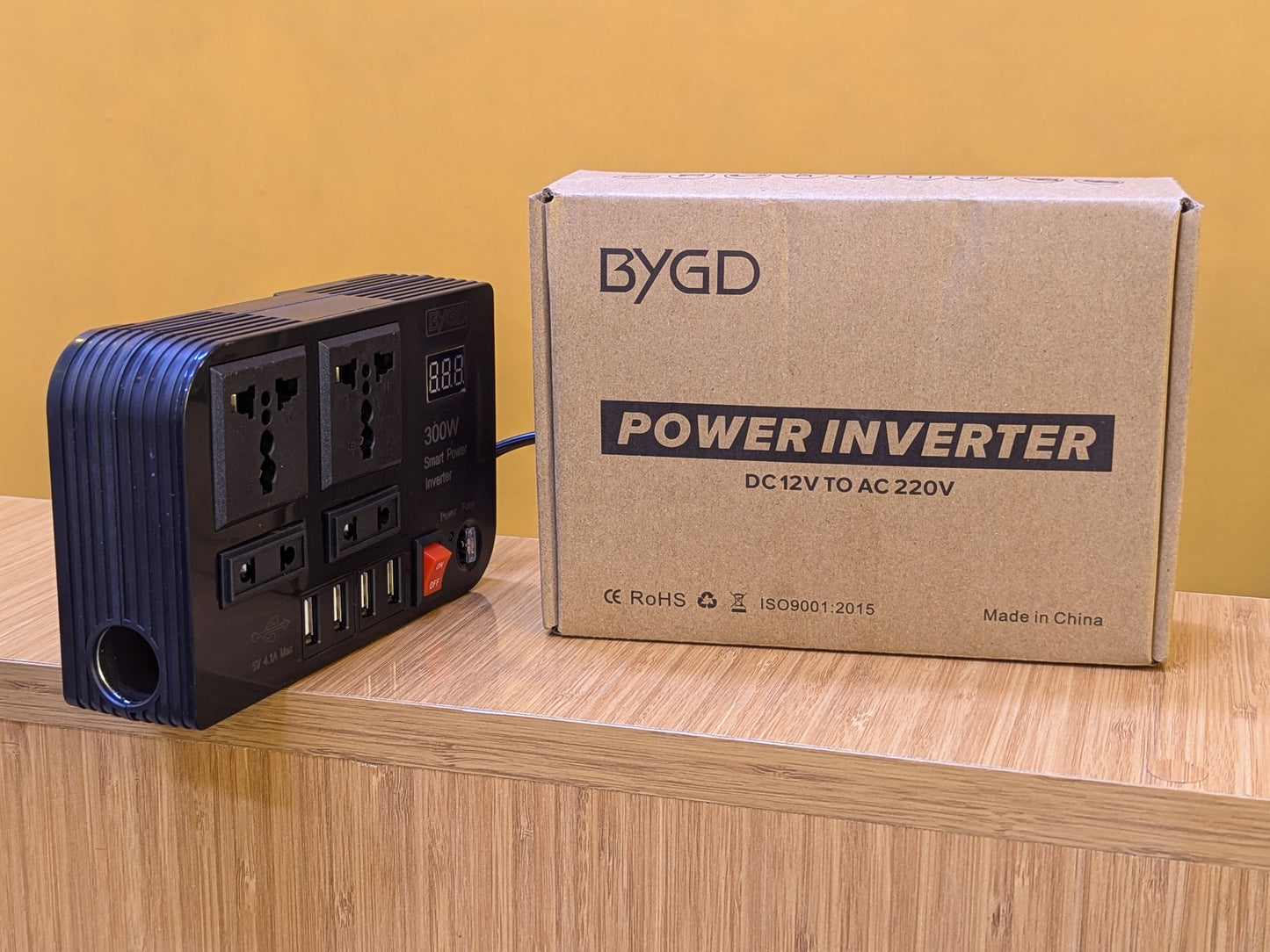 Smart Power Inverter 300 Watts E8982